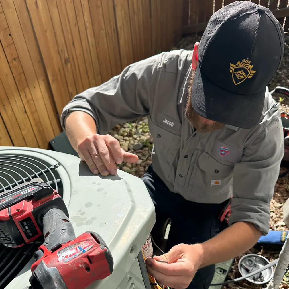 Professional AC maintenance service helping HVAC equipment run efficiently